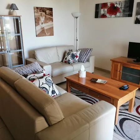 Pervolia Appartments *